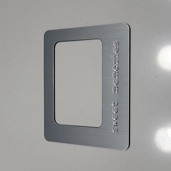 Magnetic Refrigerator Photo Frames, set of 3 - Picture 2 of 8